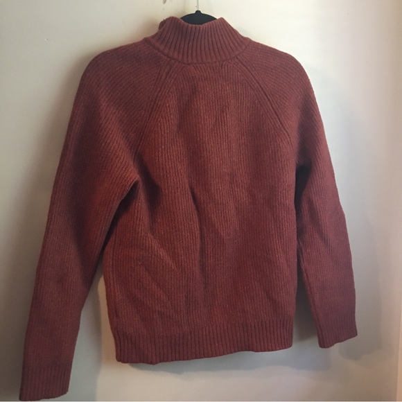 Banana Republic Women Sweater Size Large - Picture 5 of 5